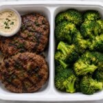 Rustic Beef Grill Patties with Steamed Broccoli Rustic Beef Grill Patties with Steamed Broccoli